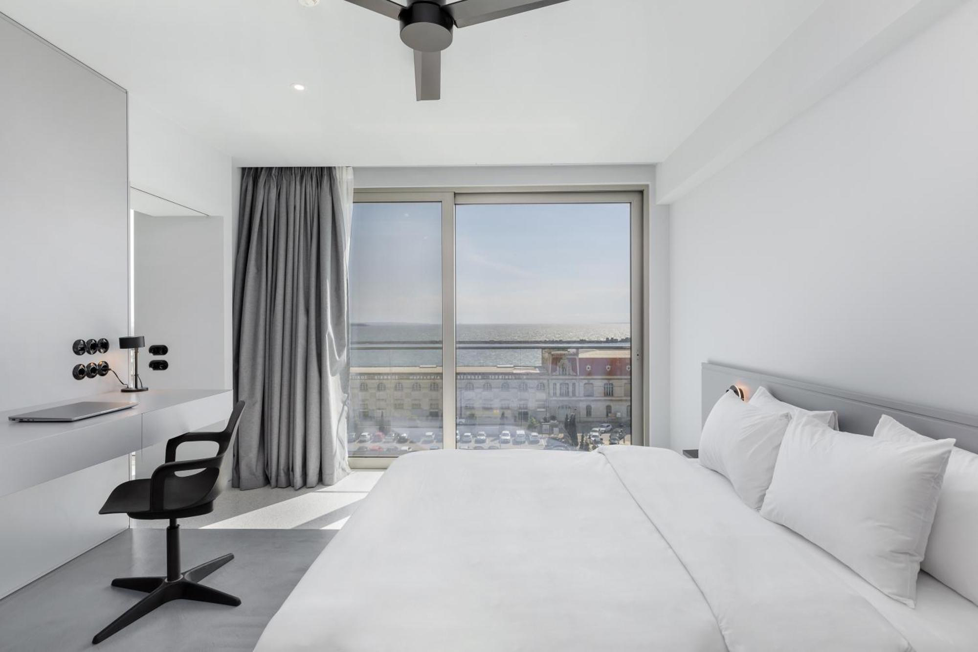 Nero Luxury Suites By Zennova Salonicco Esterno foto