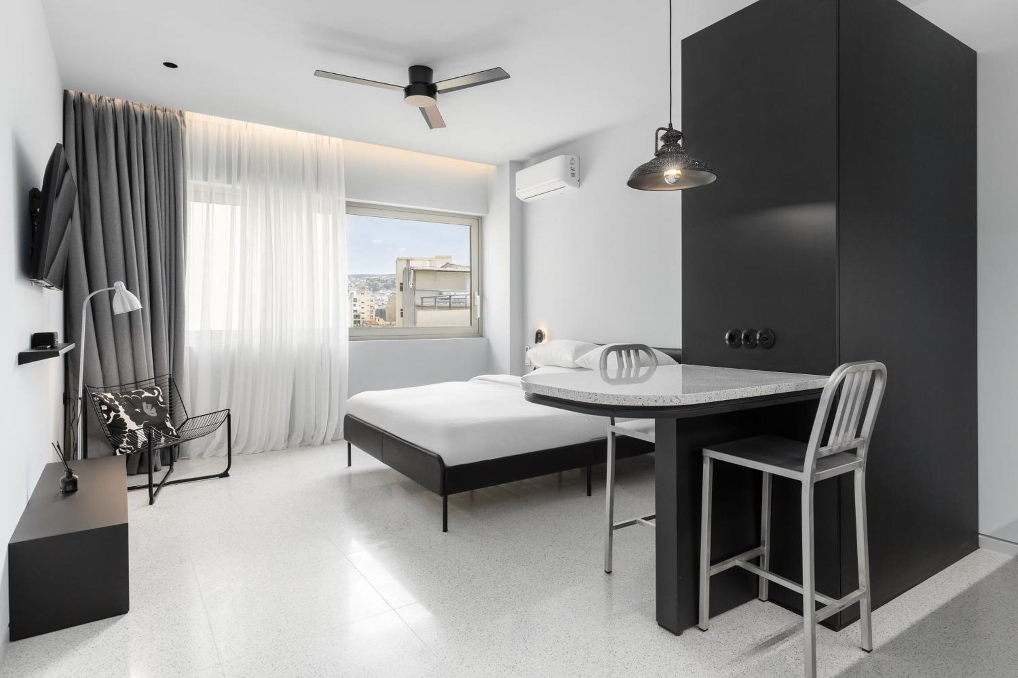 Nero Luxury Suites By Zennova Salonicco Esterno foto