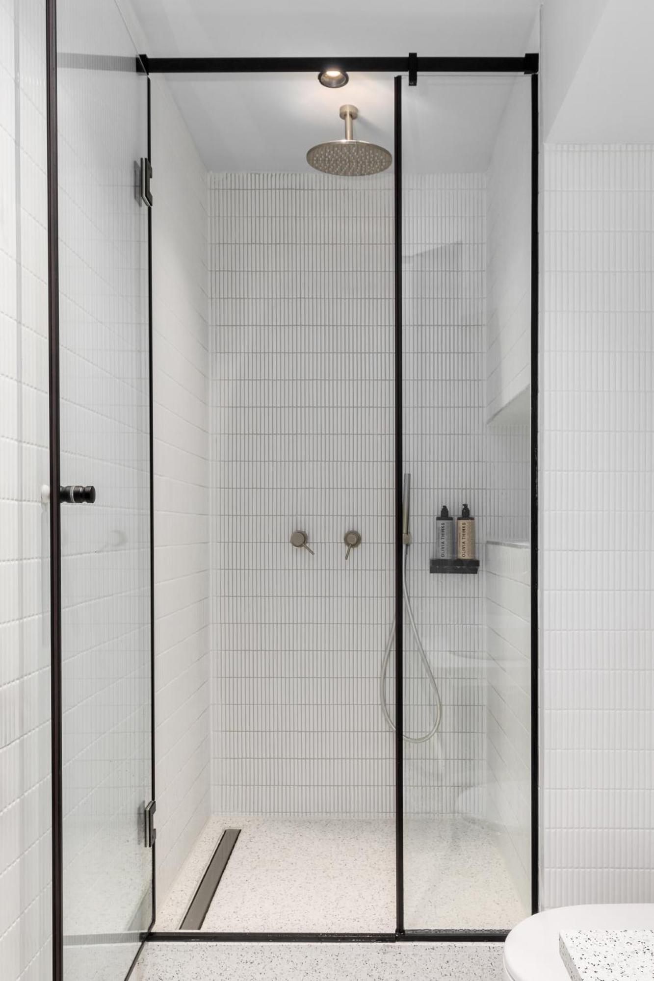 Nero Luxury Suites By Zennova Salonicco Esterno foto