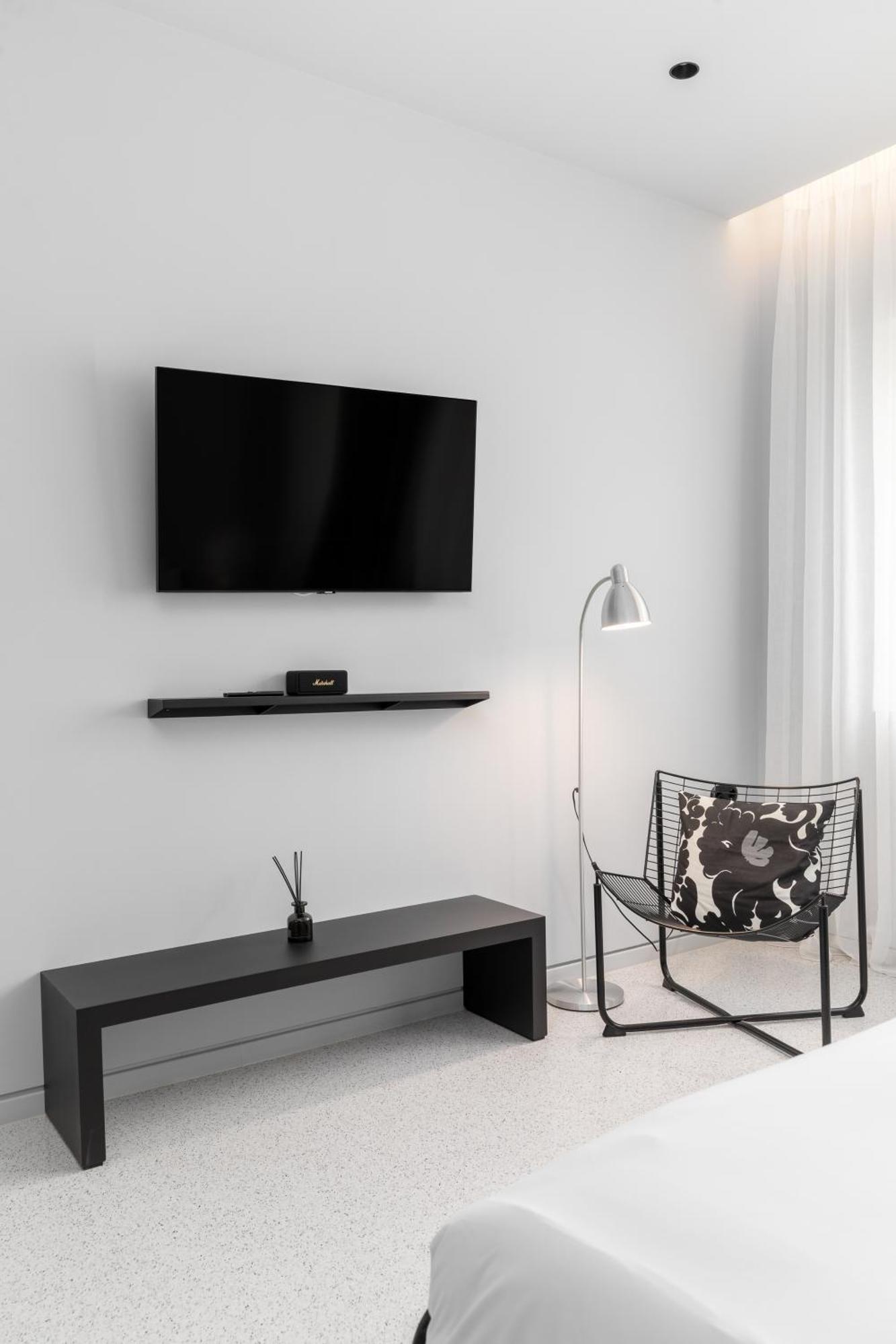 Nero Luxury Suites By Zennova Salonicco Esterno foto